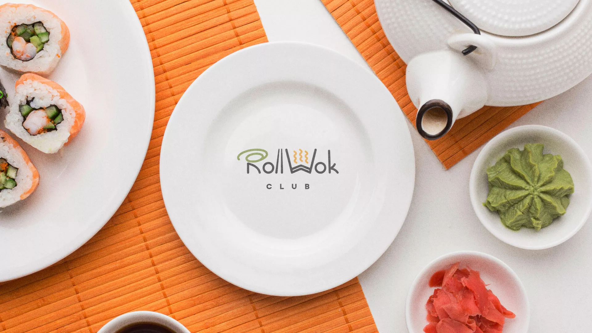 Разработка логотипа и фирменного стиля суши-бара «Roll Wok Club» в Беслане